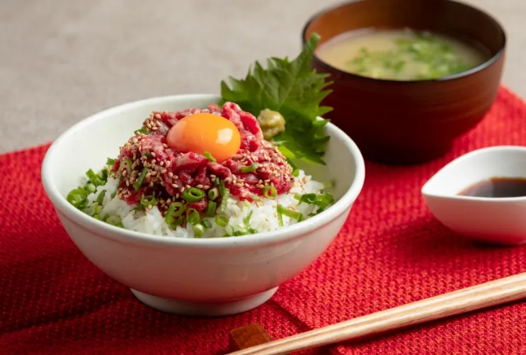 特選黒毛和牛 生ユッケ