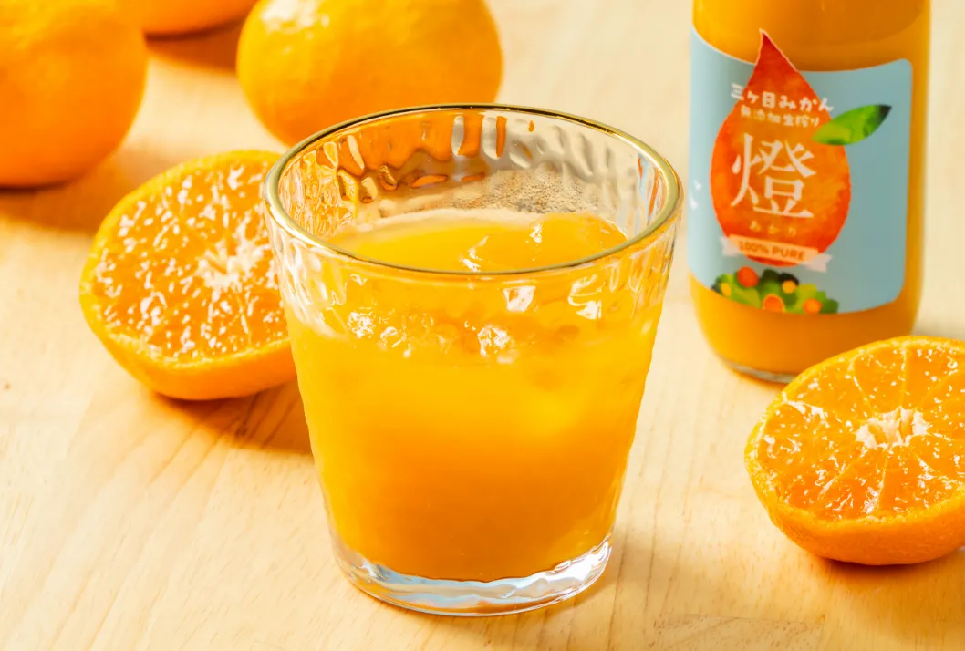 搾りたてジュース